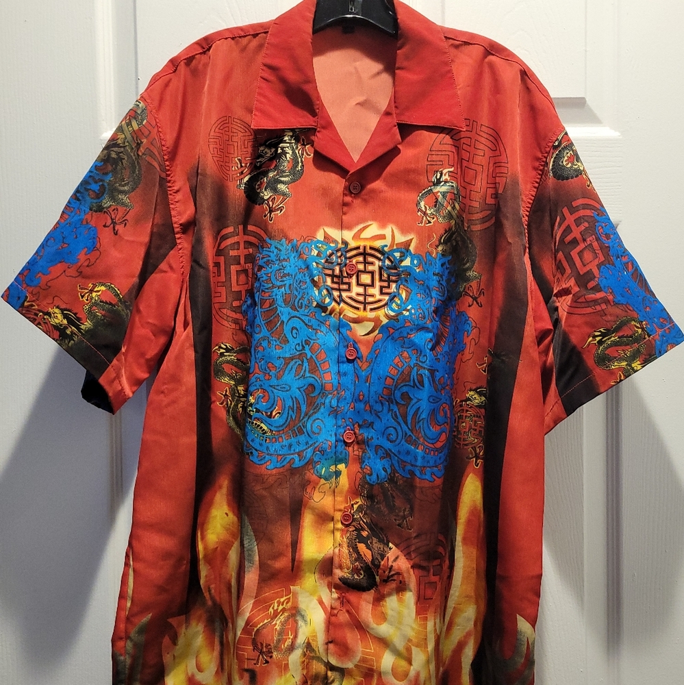 XL Mens vintage red and blue dragon shirt